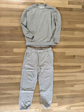 MATE Gray Loungewear Set Like New M